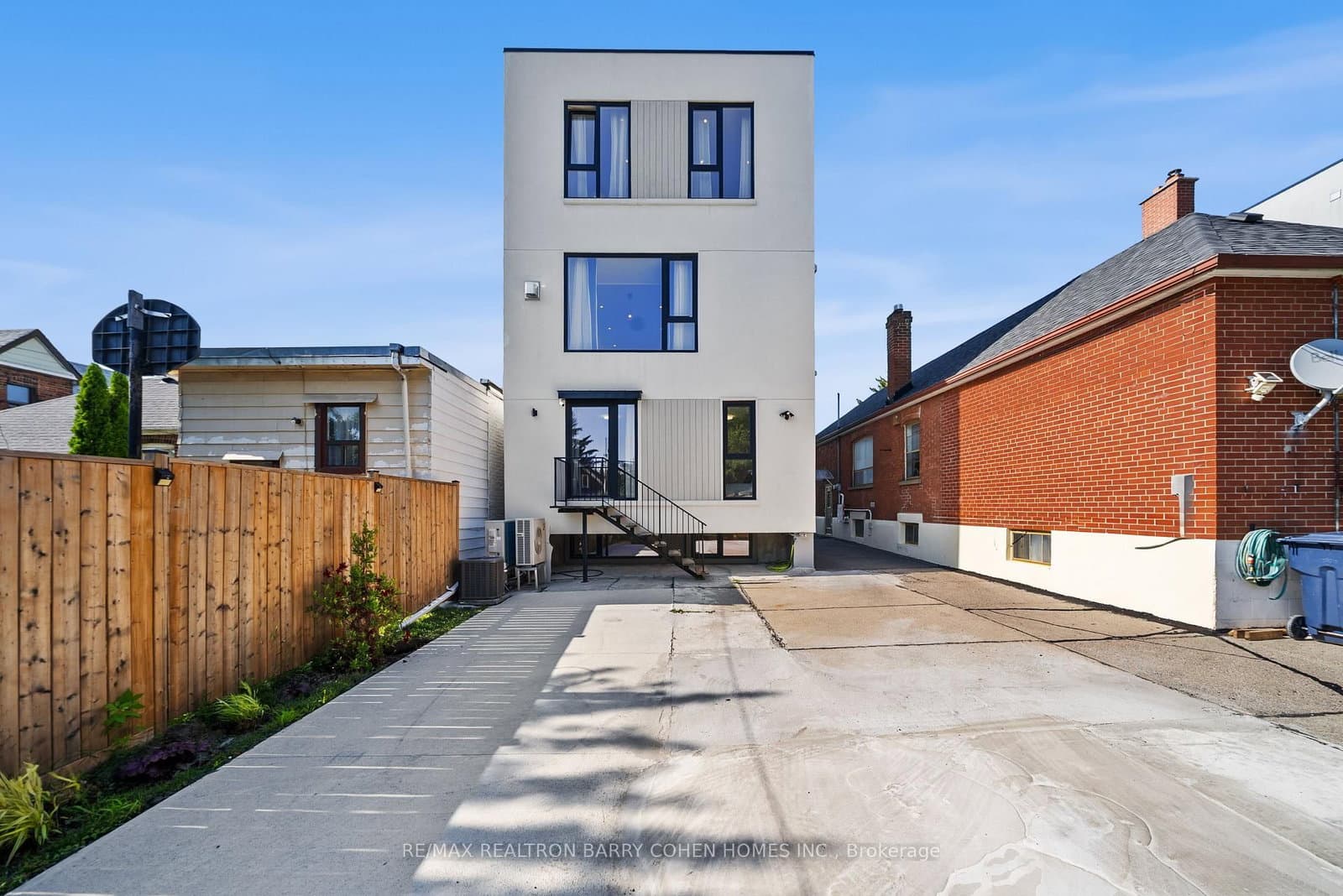33 Lanark Avenue thumbnail 42