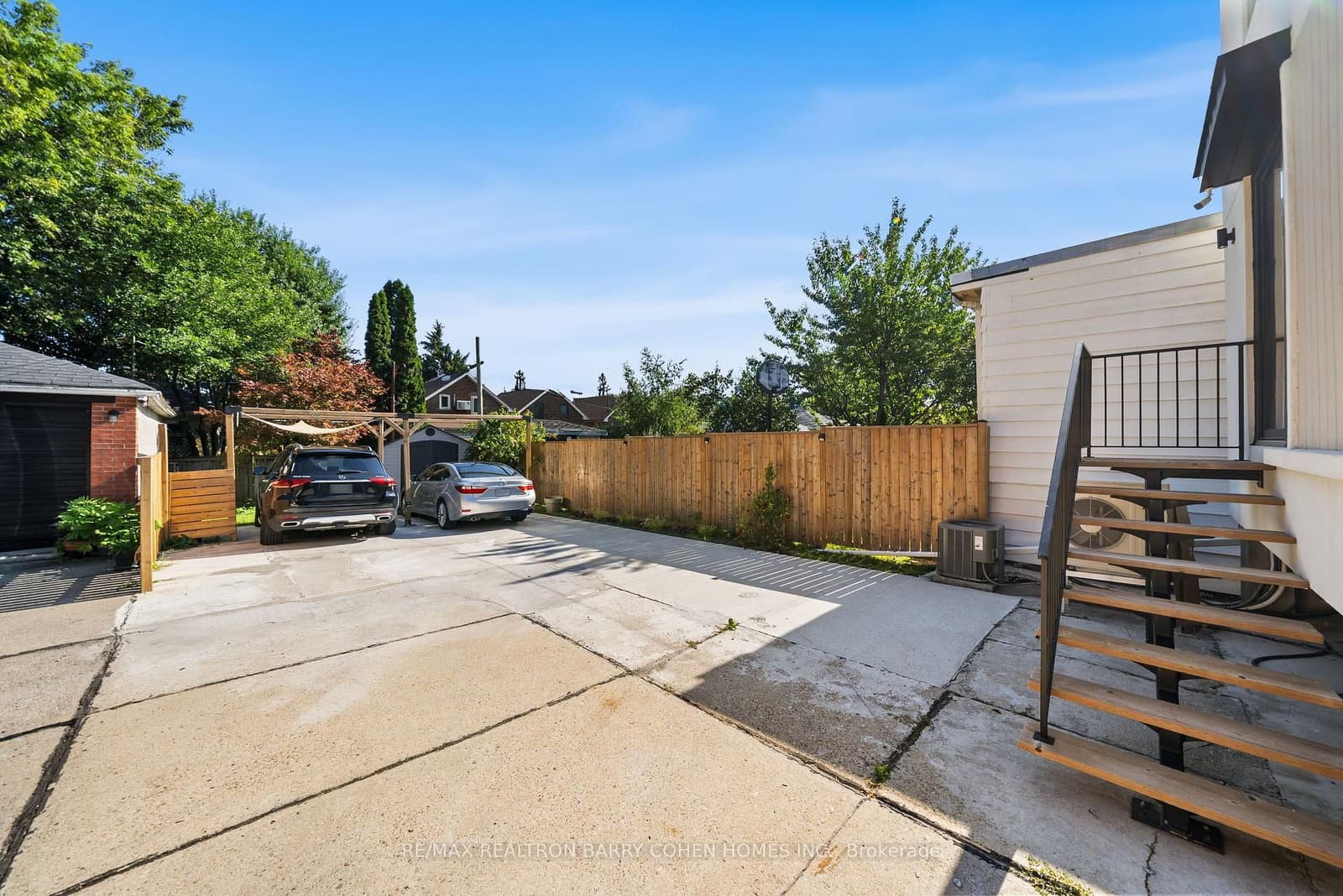 33 Lanark Avenue thumbnail 43