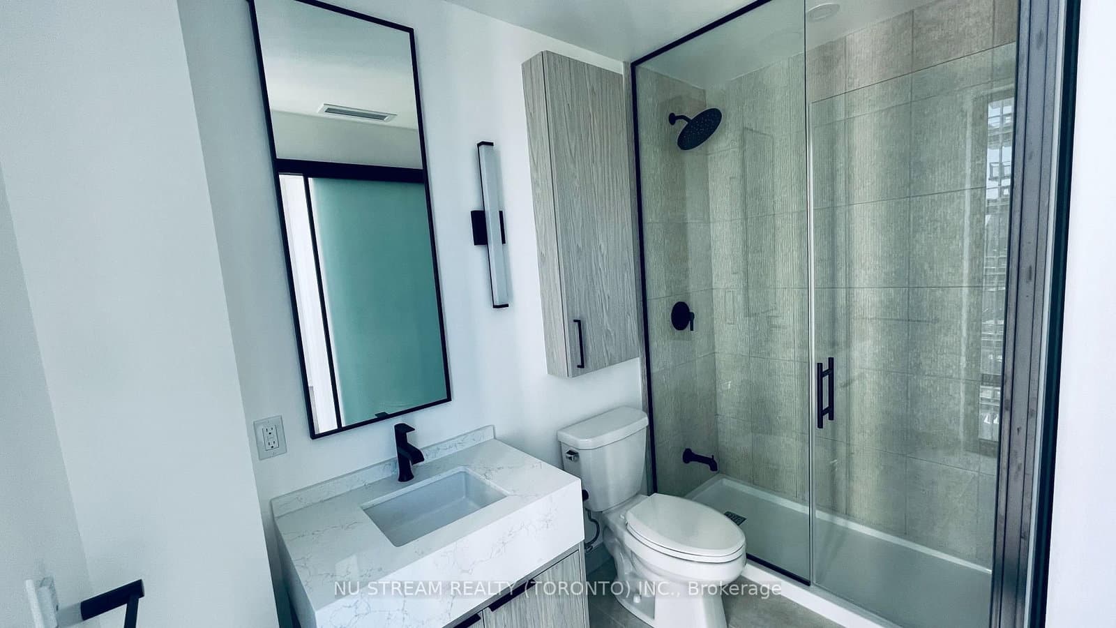 91 Montclair Avenue, Unit 1502 thumbnail 15