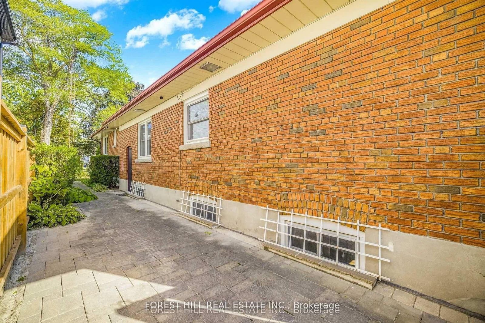 18 Irvington Crescent thumbnail 22