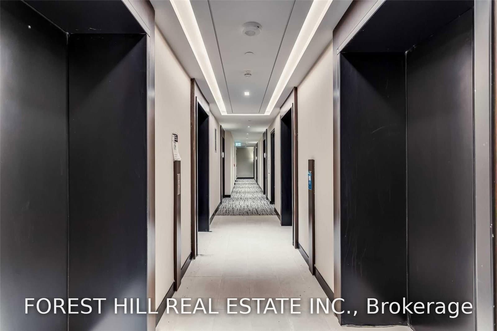 2221 Yonge Street, Unit 4505 thumbnail 3