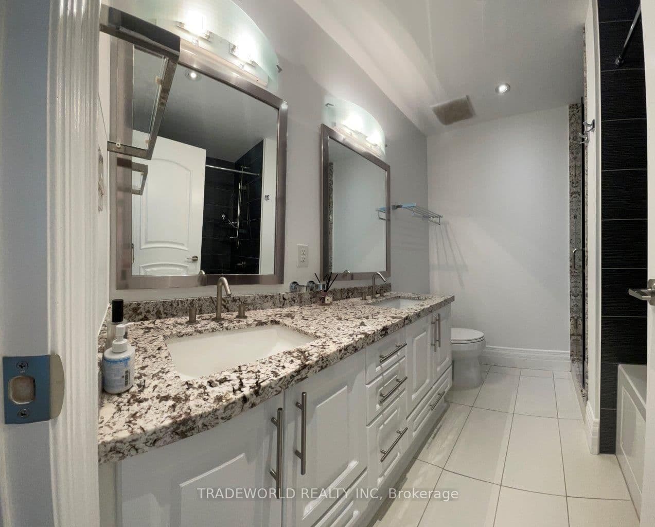 33 Bay Street, Unit 5003 thumbnail 19