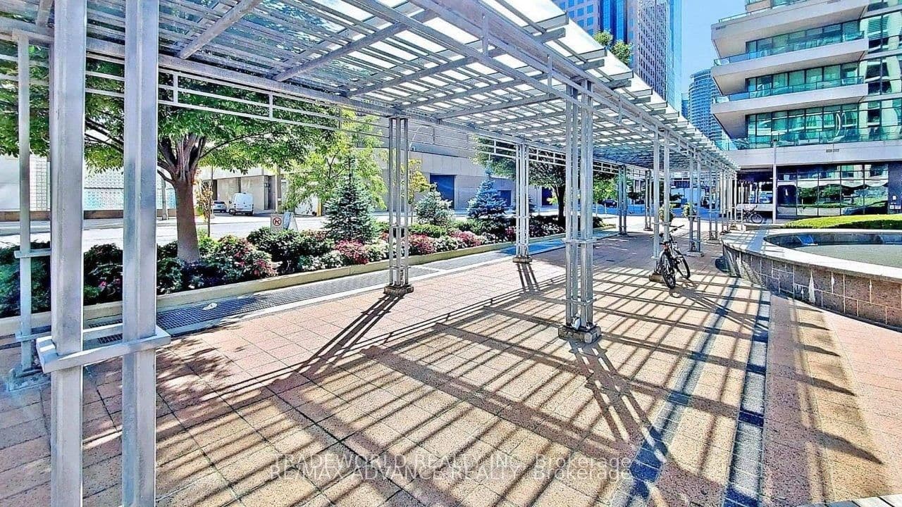 33 Bay Street, Unit 5003 thumbnail 49
