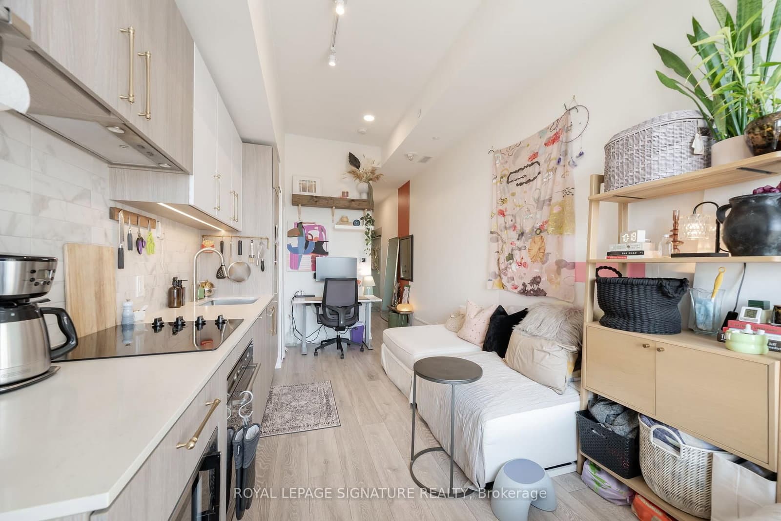 2020 Bathurst Street, Unit 929 thumbnail 5