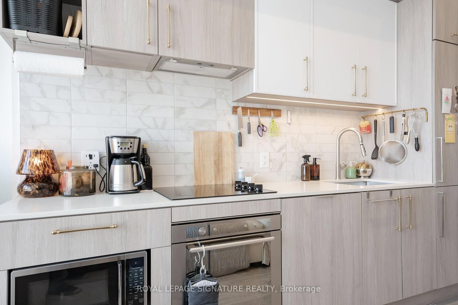 2020 Bathurst Street, Unit 929 thumbnail 7