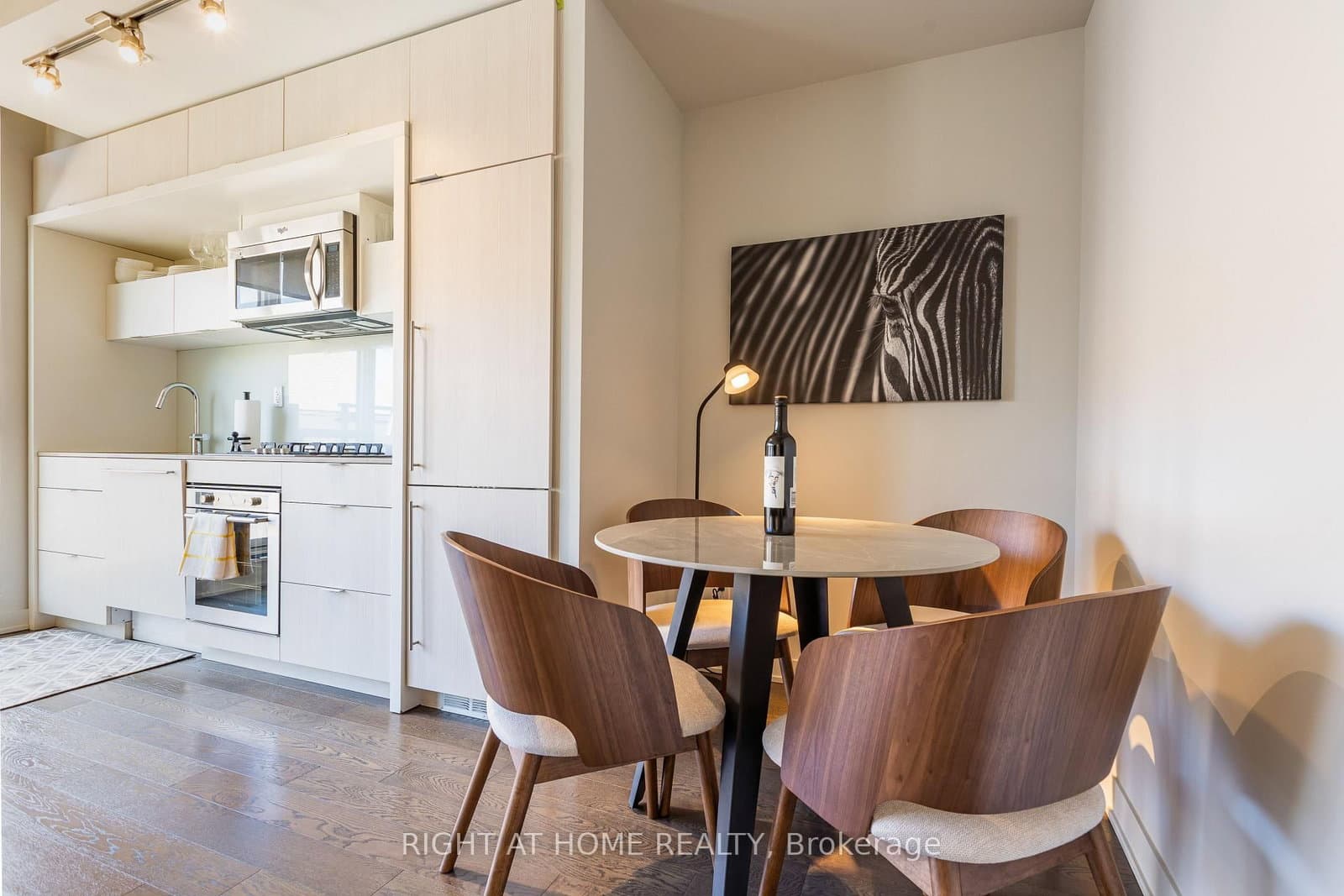 130 Rusholme Road, Unit 202 thumbnail 11