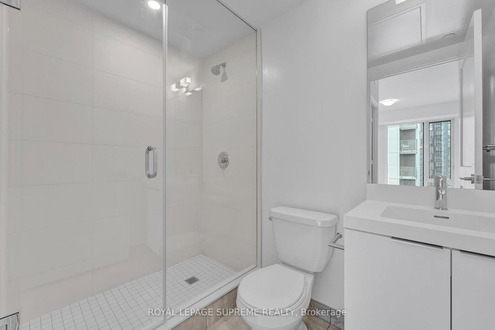28 Widmer Street, Unit 2929 thumbnail 12