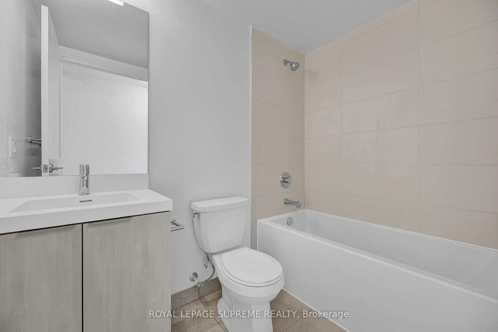 28 Widmer Street, Unit 2929 thumbnail 3