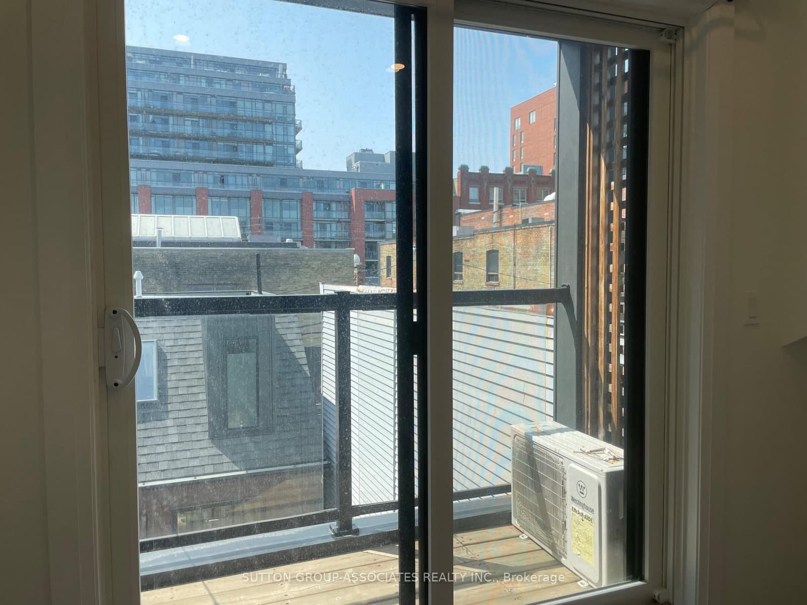 9 Whitaker Avenue, Unit 2 thumbnail 9
