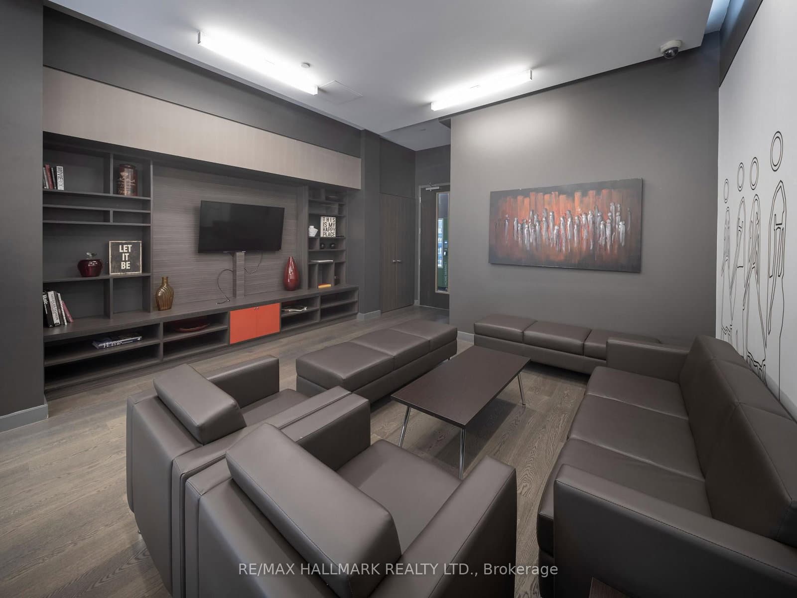 132 Berkeley Street, Unit 1004 thumbnail 11