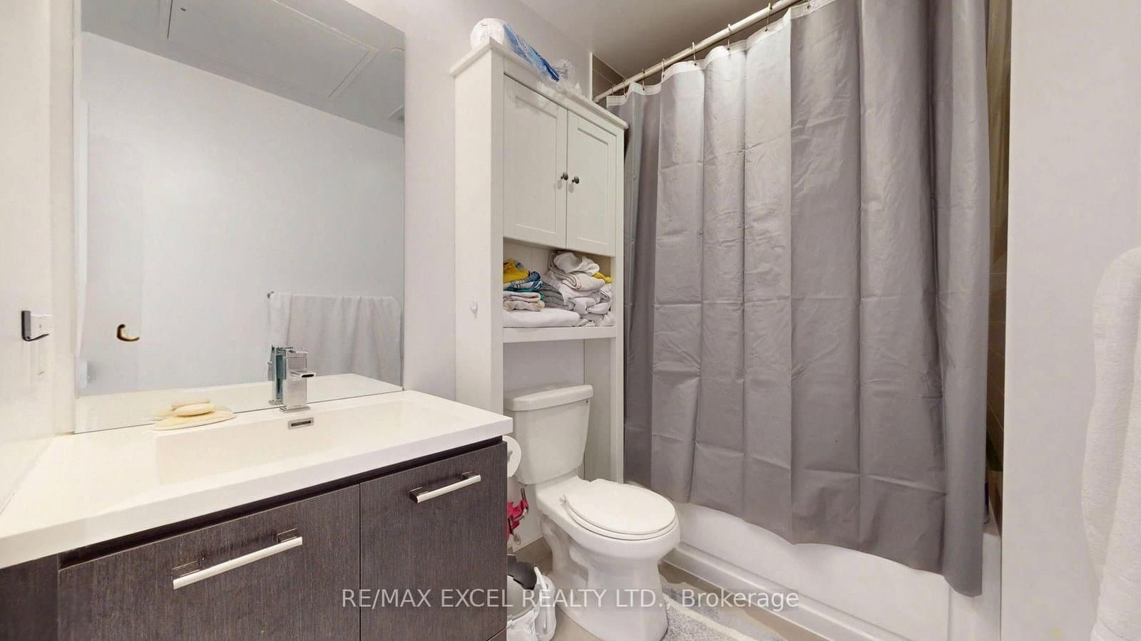 87 Peter Street, Unit 2507 thumbnail 14