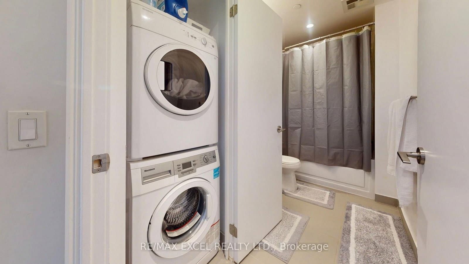 87 Peter Street, Unit 2507 thumbnail 15