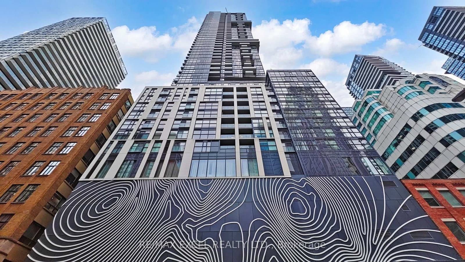 87 Peter Street, Unit 2507 thumbnail 2