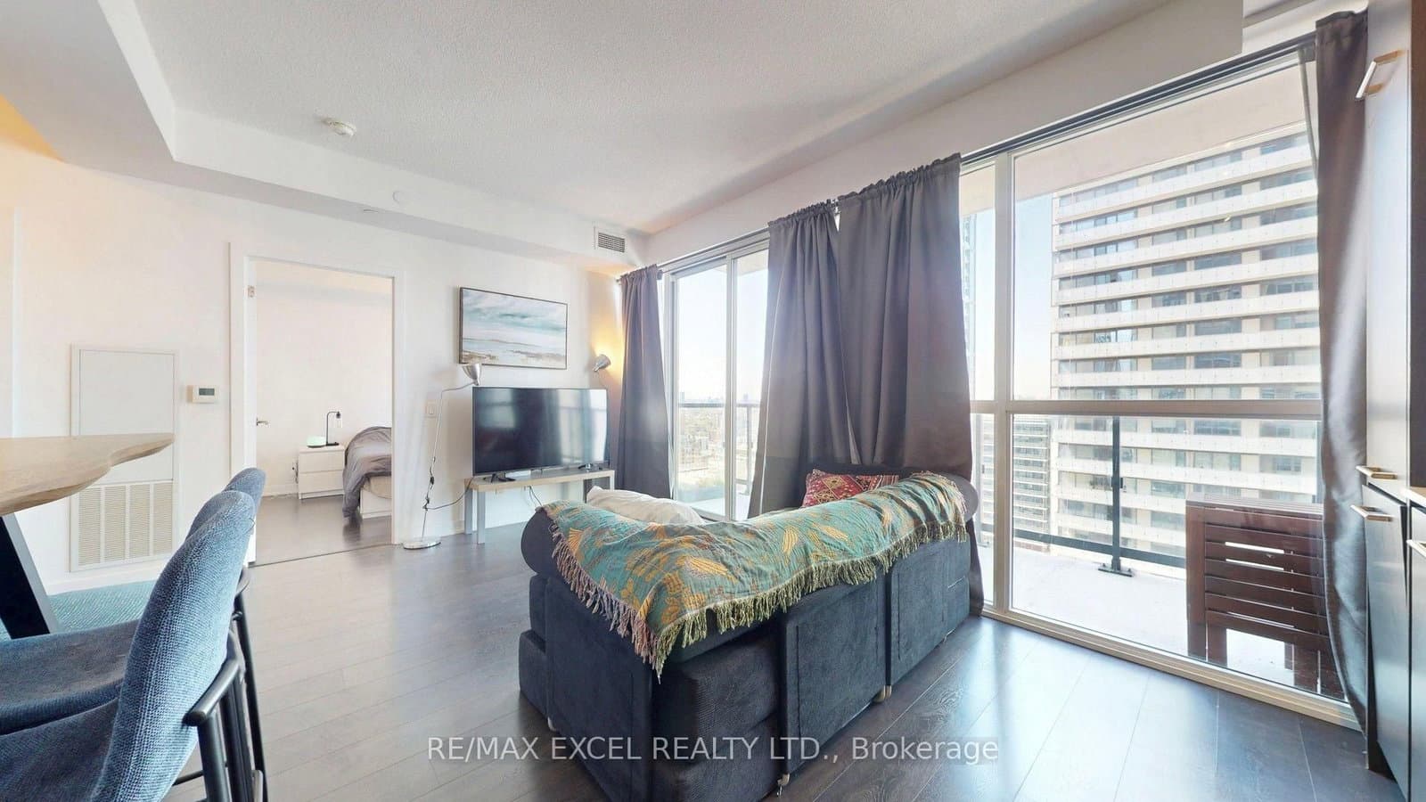 87 Peter Street, Unit 2507 thumbnail 5