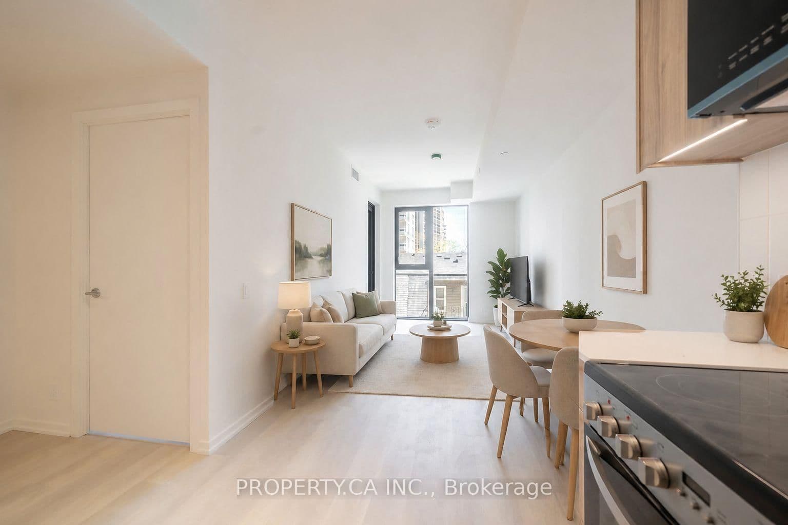 109 Erskine Avenue, Unit 604 thumbnail 3