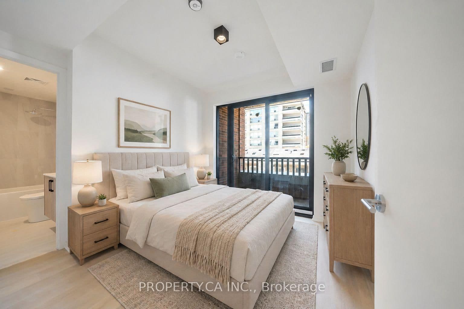 109 Erskine Avenue, Unit 604 thumbnail 5