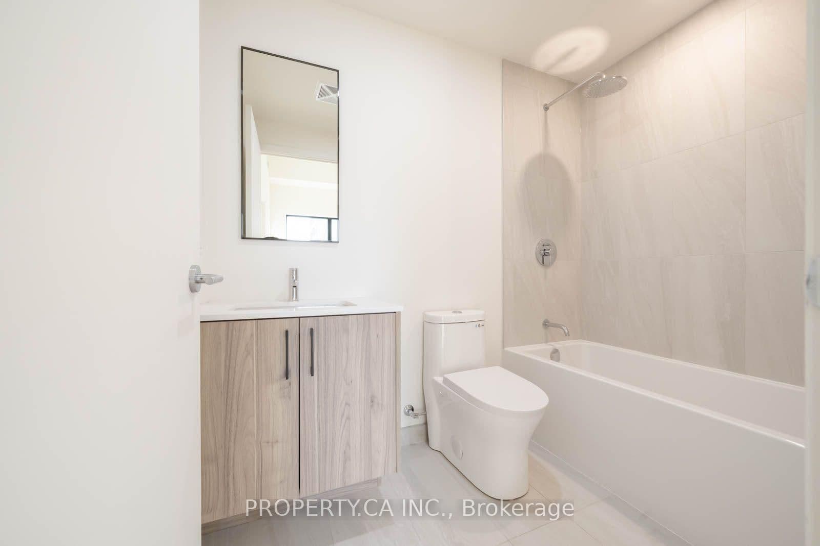 109 Erskine Avenue, Unit 604 thumbnail 7