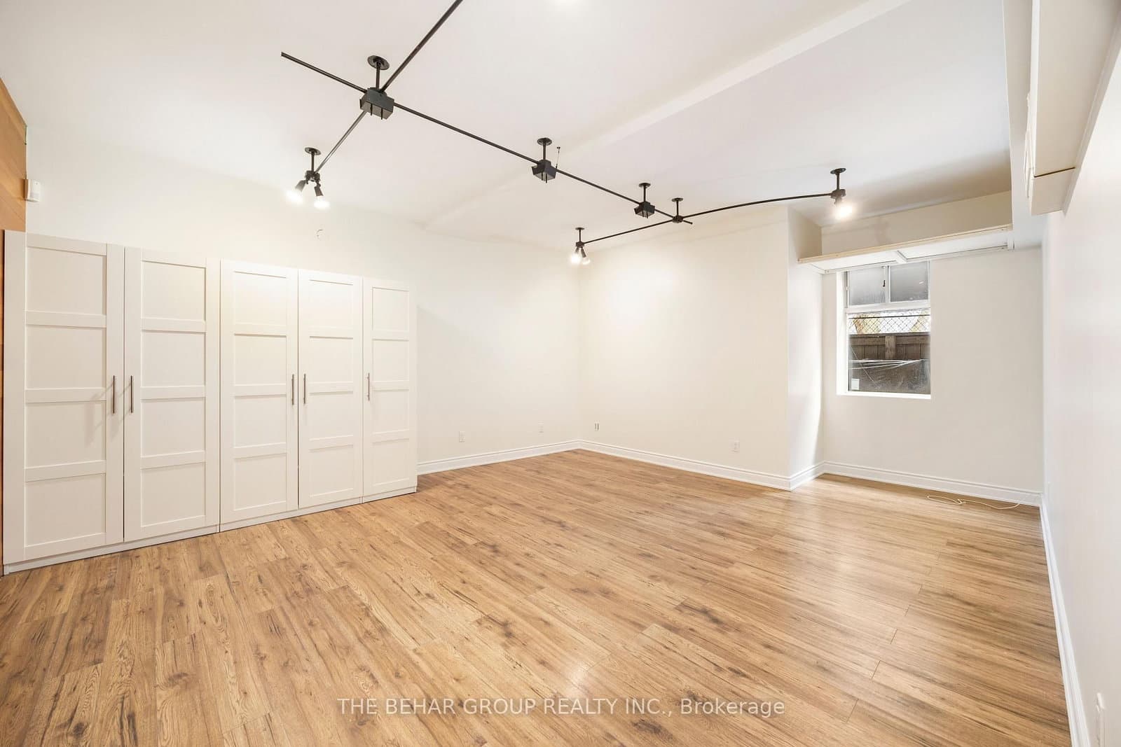 18 Dupont Street, Unit 1 thumbnail 3