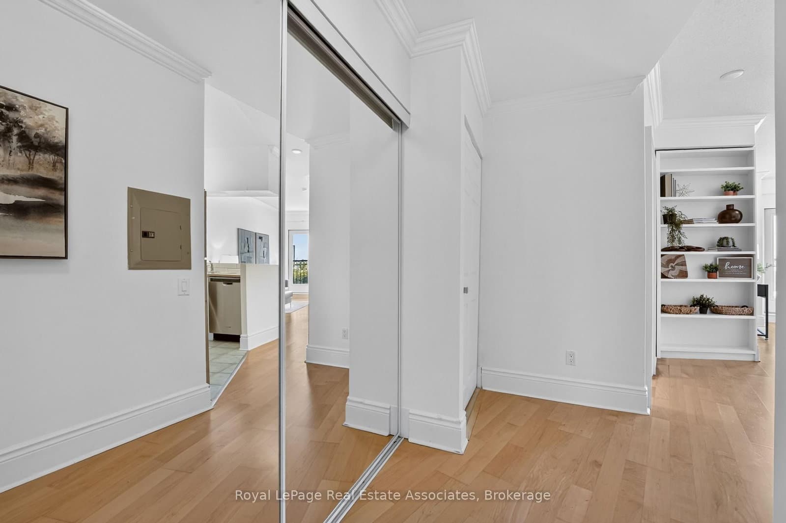 115 Richmond Street E, Unit 1006 thumbnail 27