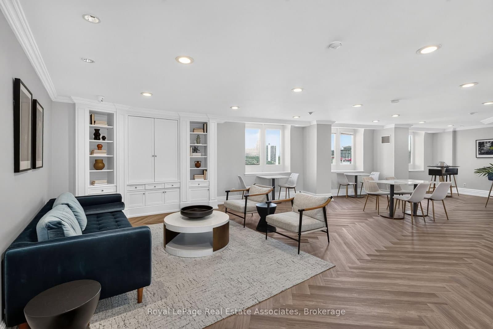 115 Richmond Street E, Unit 1006 thumbnail 31
