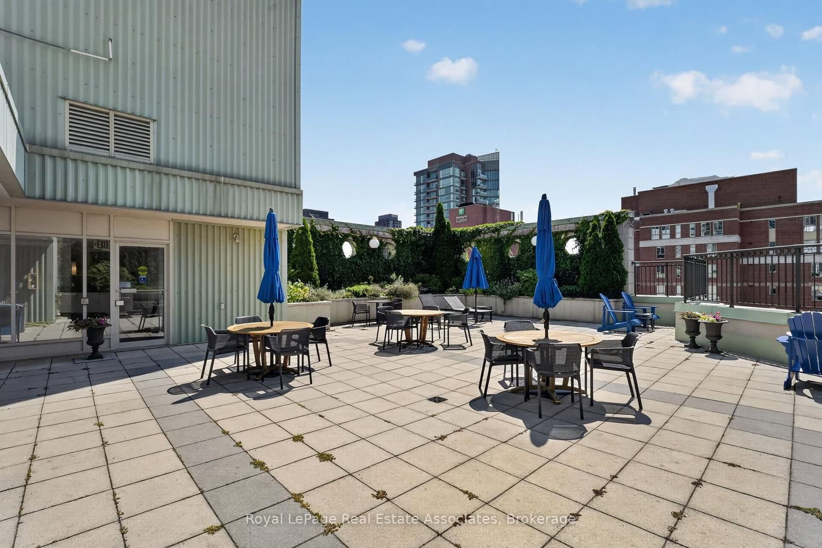 115 Richmond Street E, Unit 1006 thumbnail 38