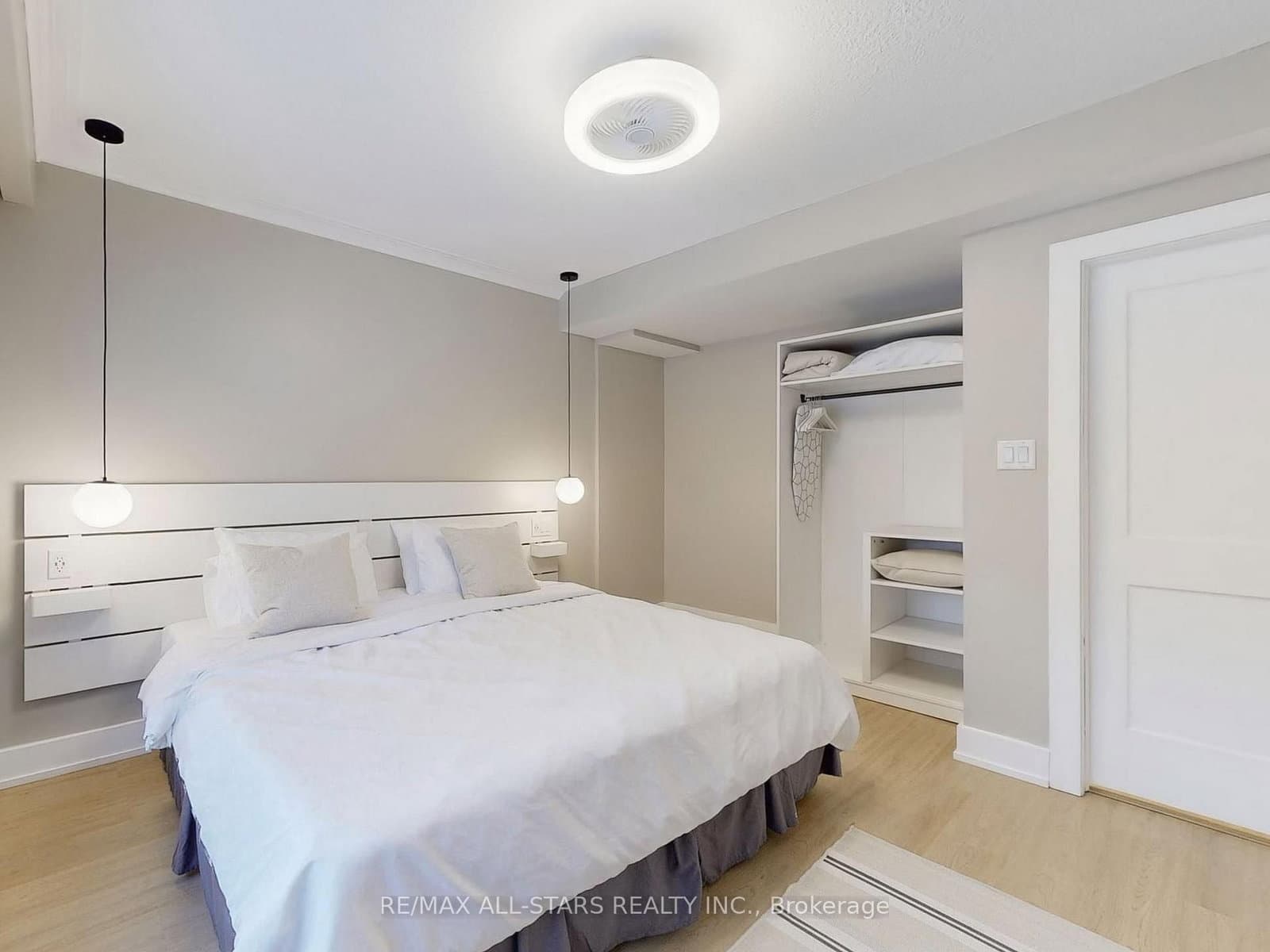 105 Betty Ann Drive thumbnail 9