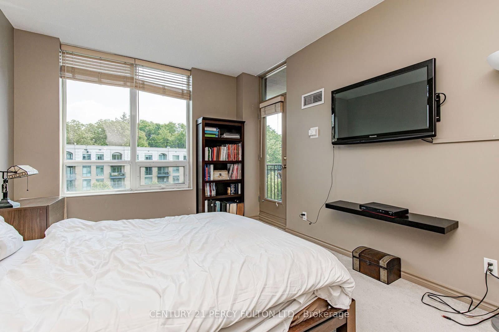 18 William Carson Crescent, Unit 816 thumbnail 25