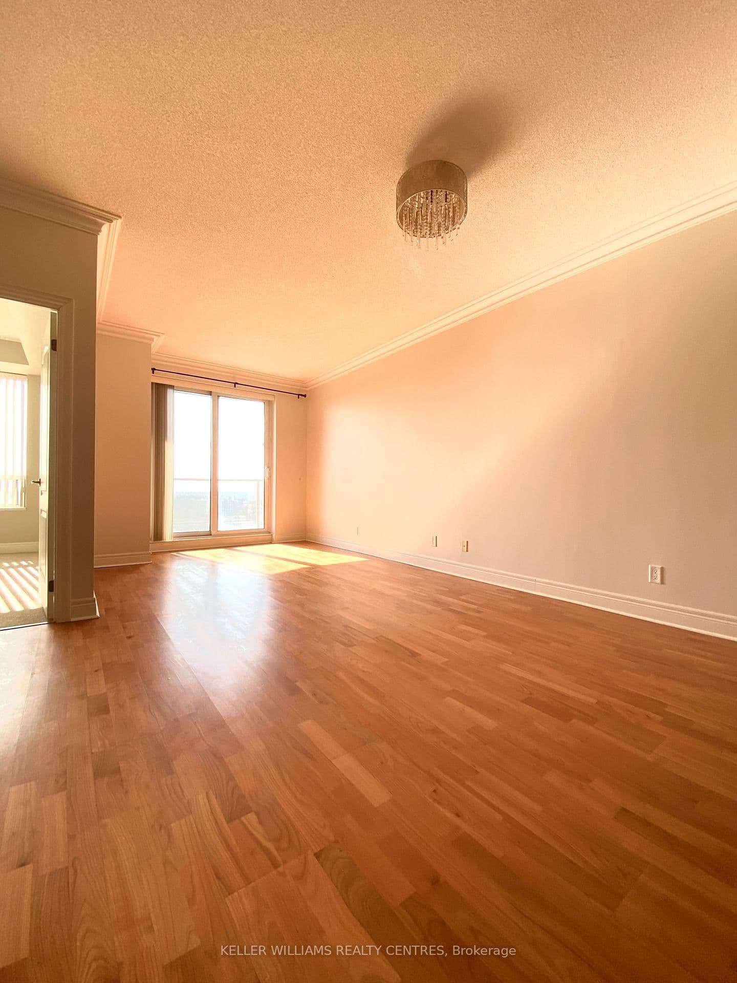 1 Clairtrell Road, Unit 1005 thumbnail 8