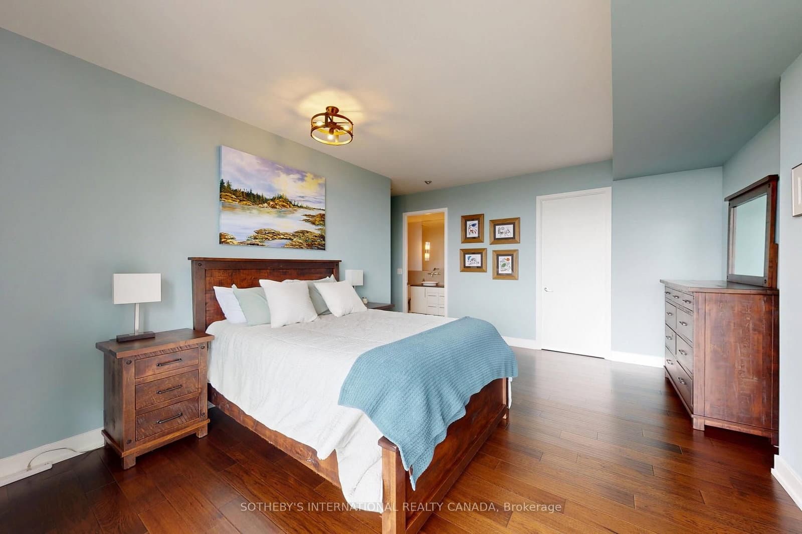 33 Lombard Street, Unit 4204 thumbnail 19