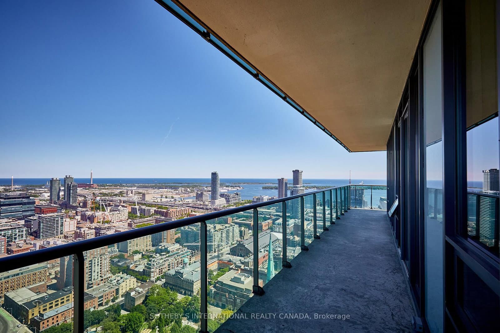 33 Lombard Street, Unit 4204 thumbnail 34