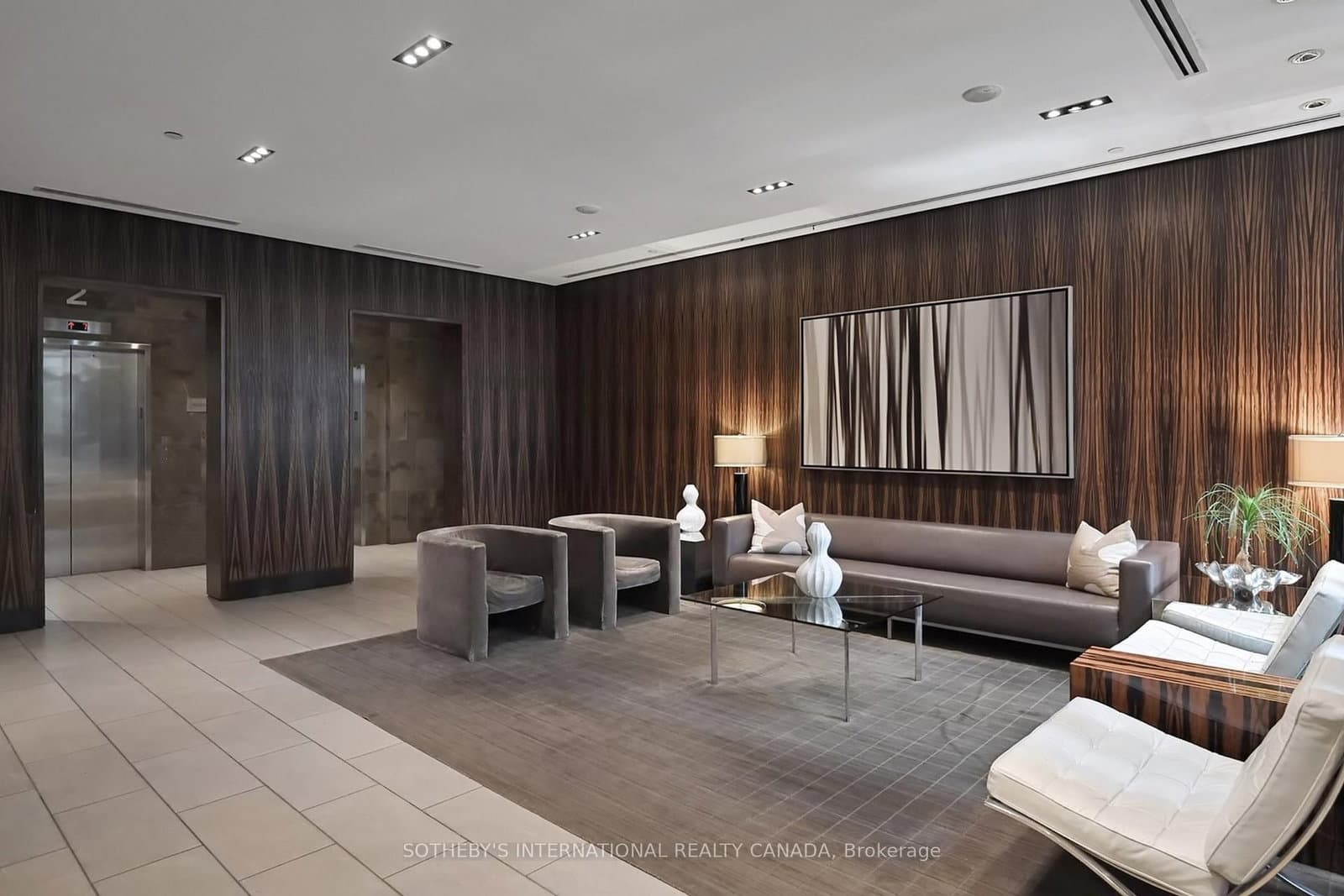 33 Lombard Street, Unit 4204 thumbnail 44