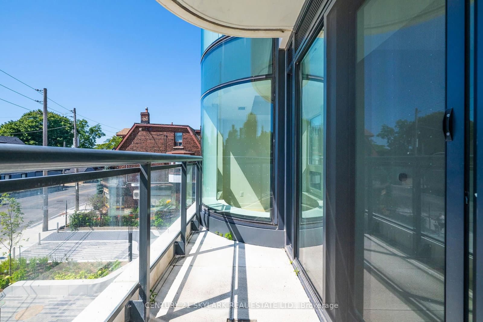 322 Dupont Street, Unit 206 thumbnail 22