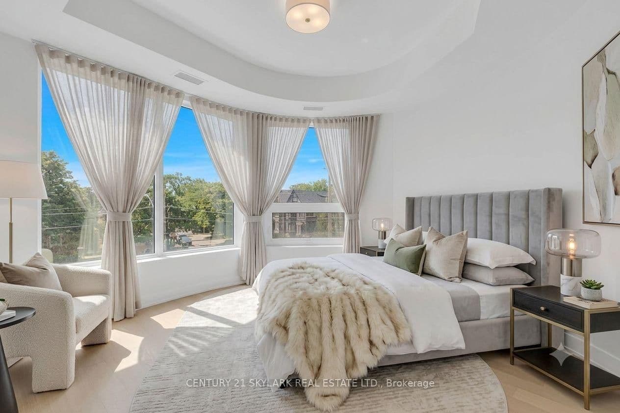 322 Dupont Street, Unit 206 thumbnail 7
