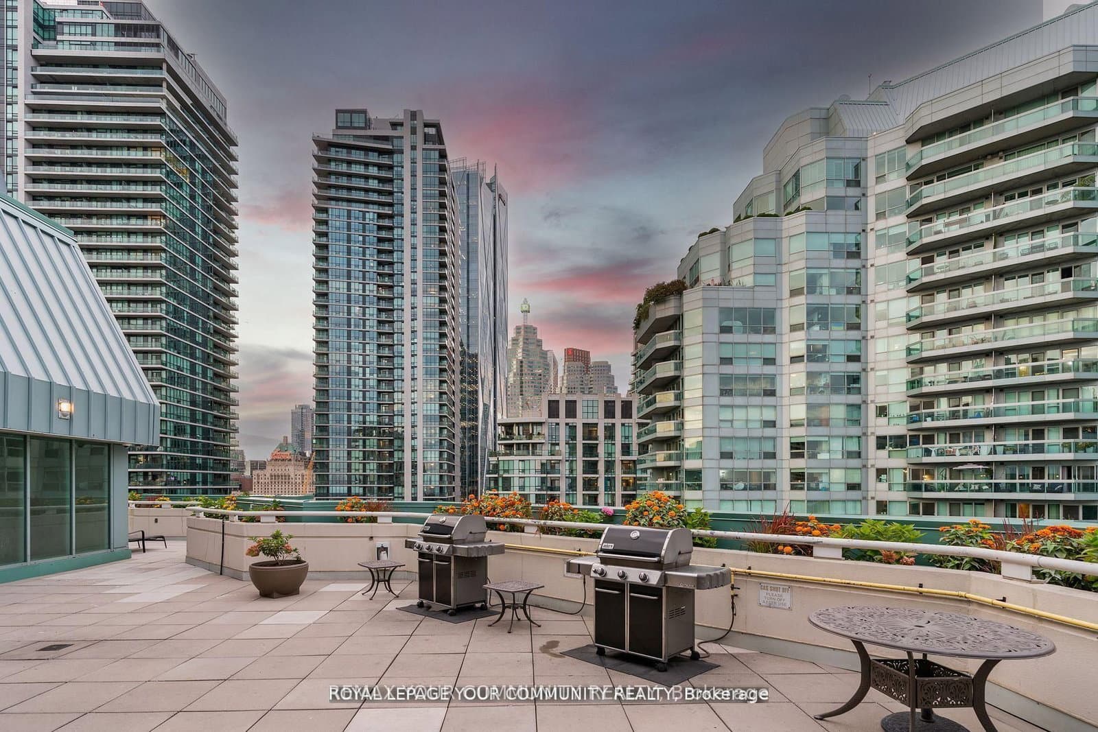 10 Queens Quay W, Unit 2402 thumbnail 29