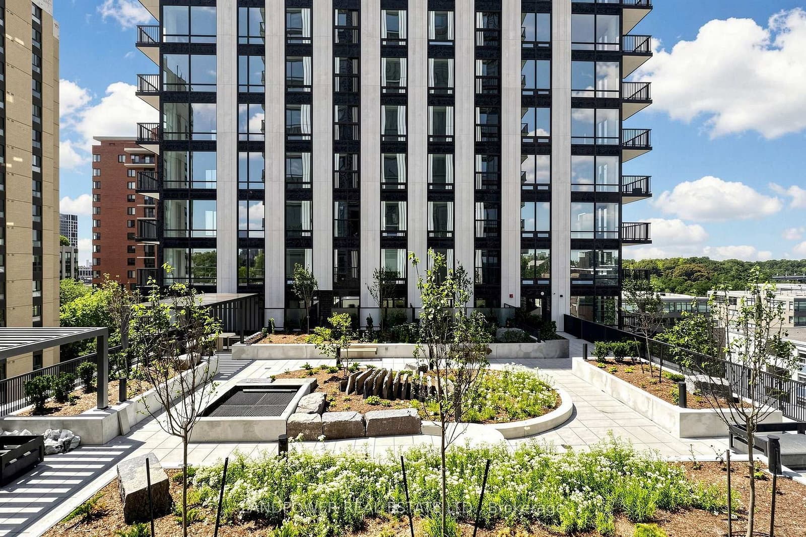 89 Montclair Avenue, Unit 1026 thumbnail 30