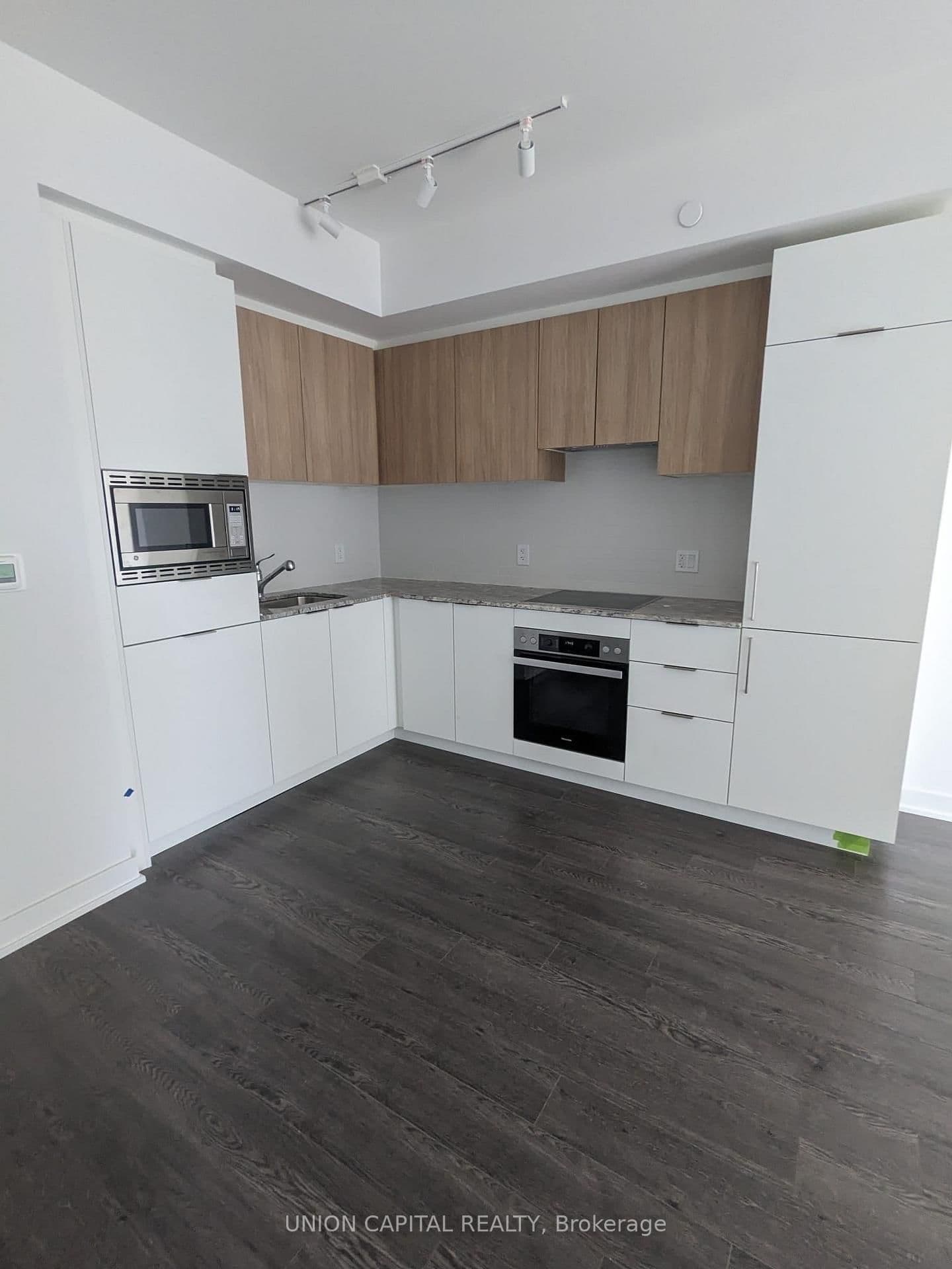 50 O'Neill Road, Unit 308 thumbnail 2