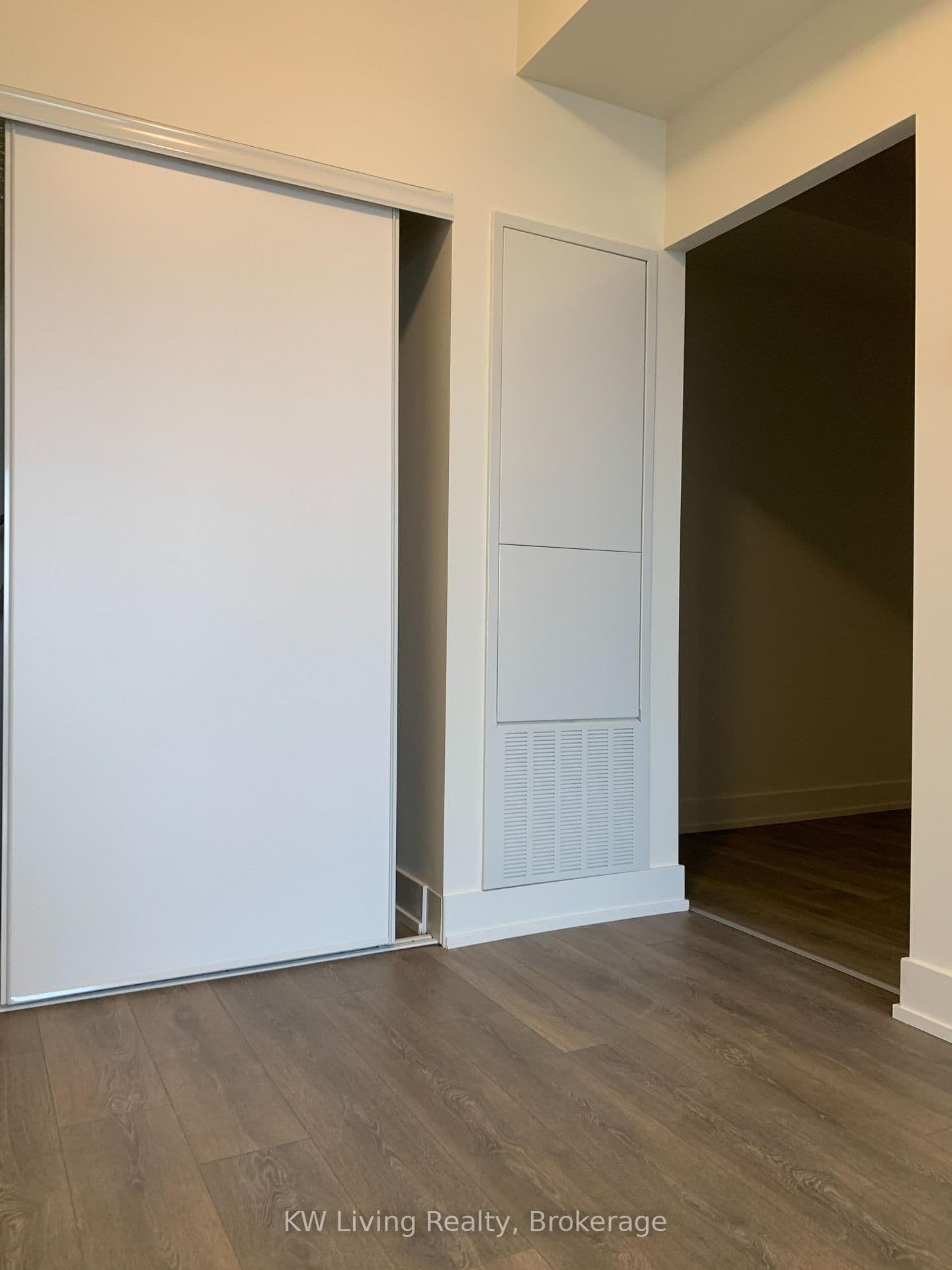 180 Fairview Mall Drive, Unit 1908 thumbnail 16