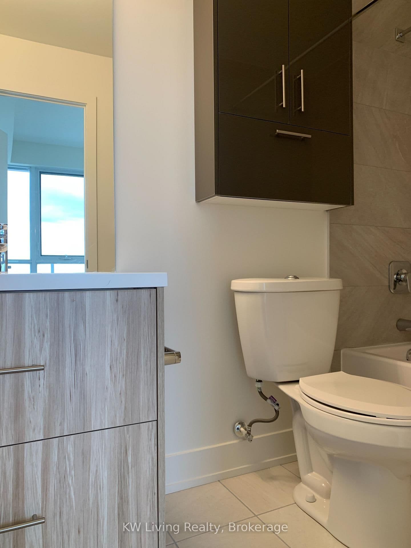 180 Fairview Mall Drive, Unit 1908 thumbnail 6