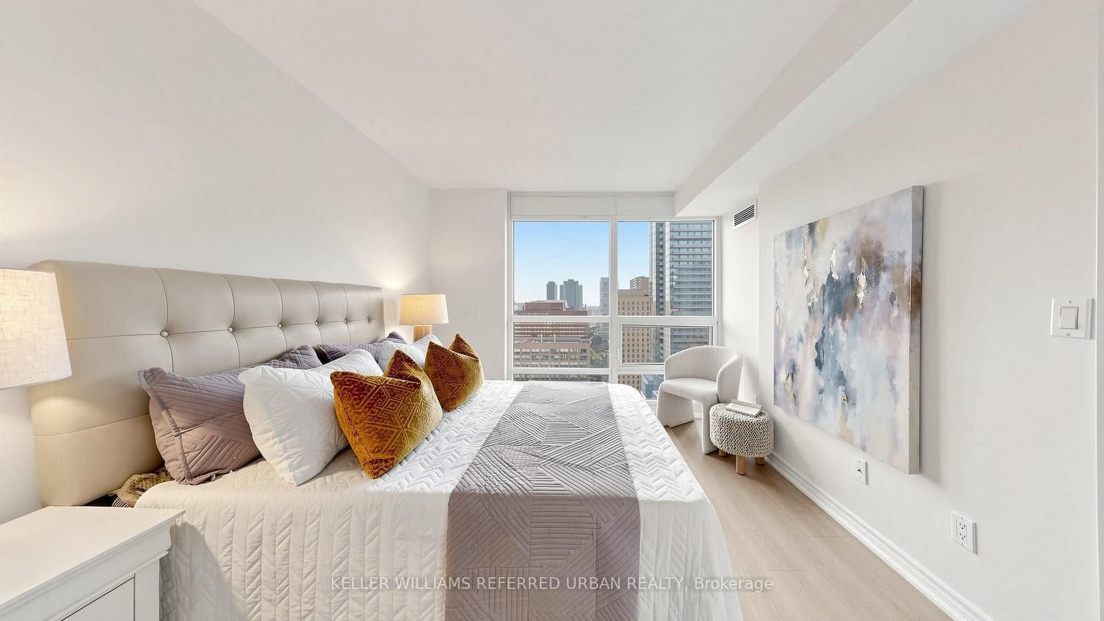 761 Bay Street, Unit 2205 thumbnail 19