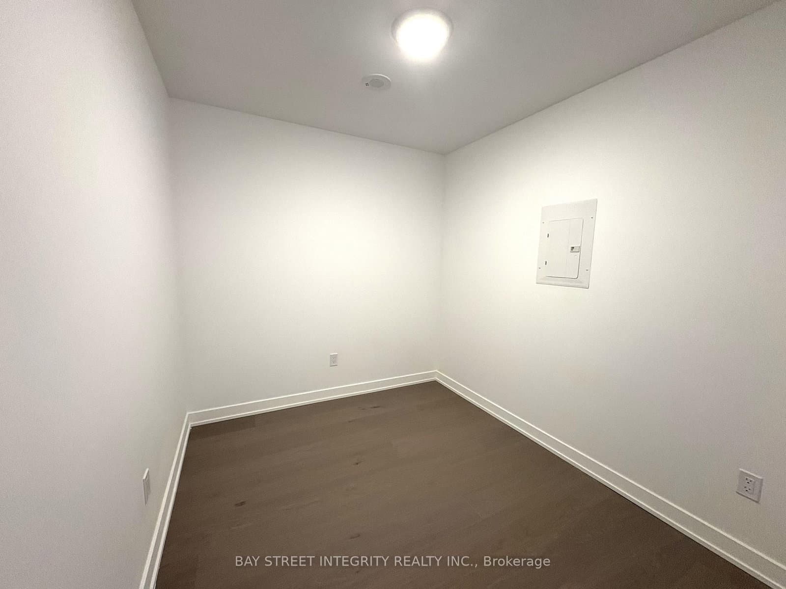 91 Montclair Avenue, Unit 1703 thumbnail 11