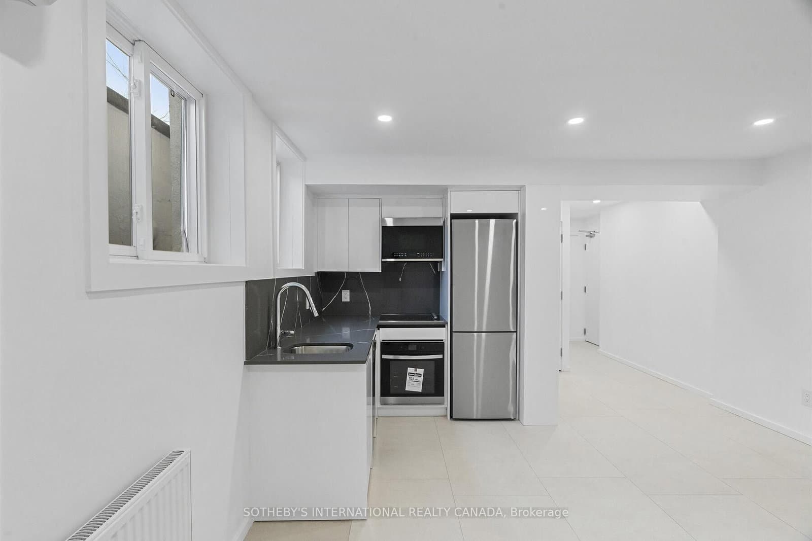 1340 Avenue Road, Unit B thumbnail 11