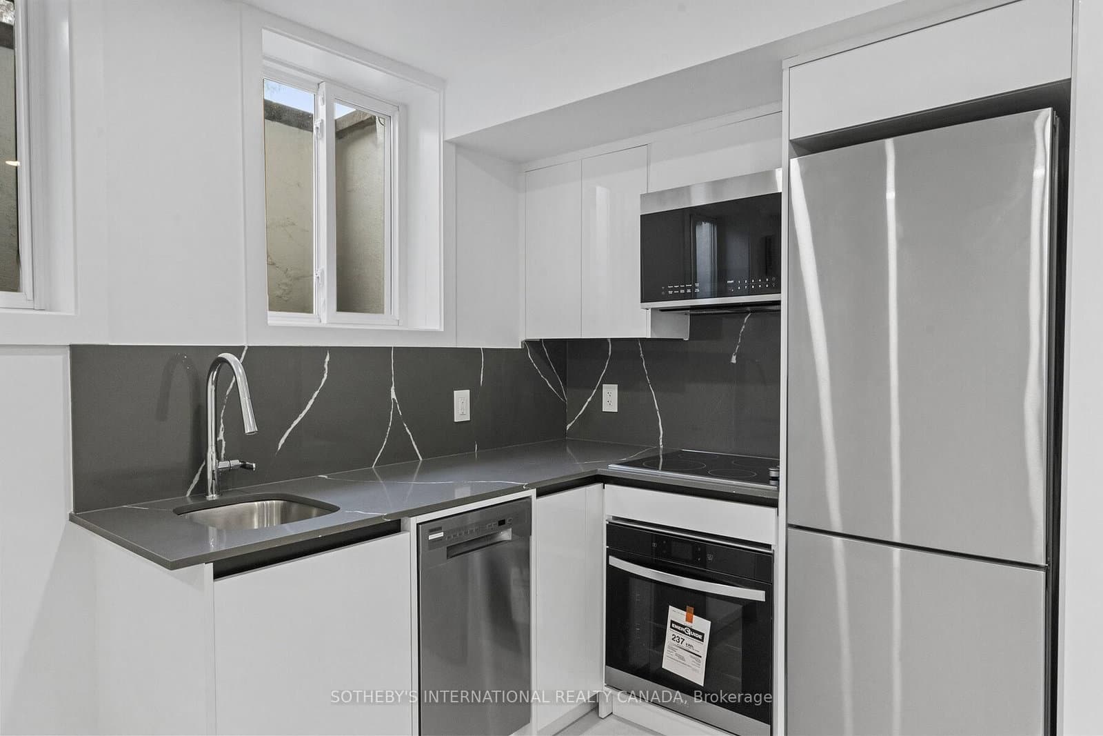 1340 Avenue Road, Unit B thumbnail 13