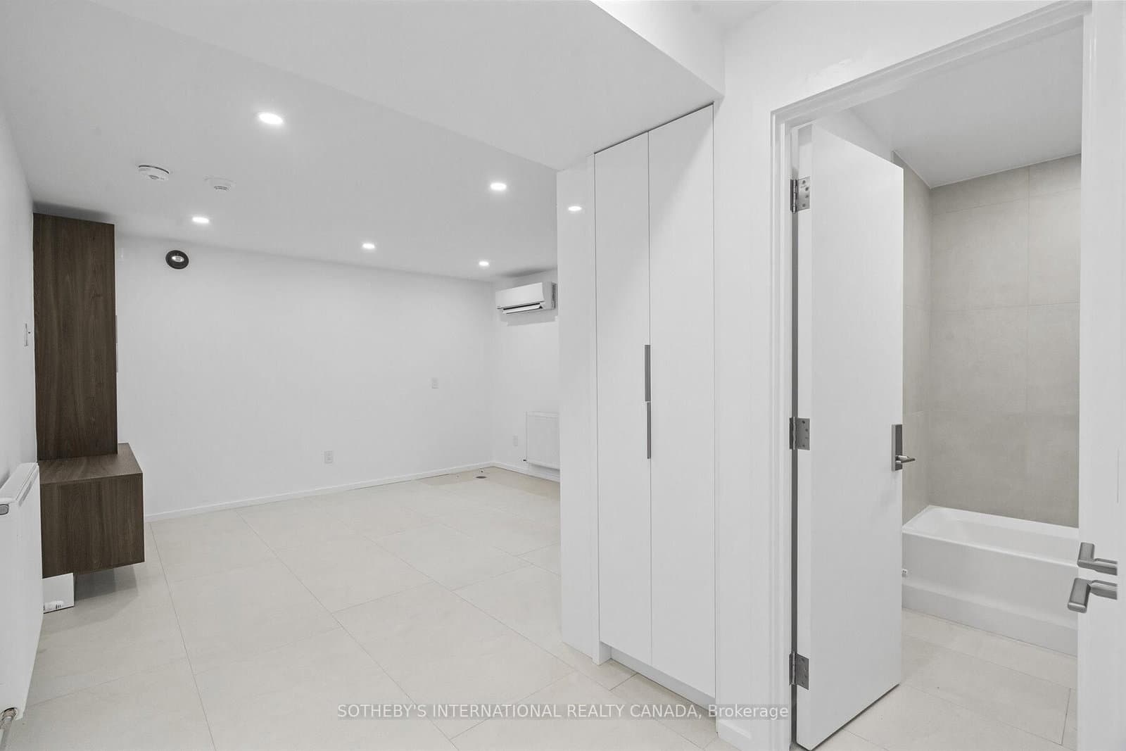 1340 Avenue Road, Unit B thumbnail 18