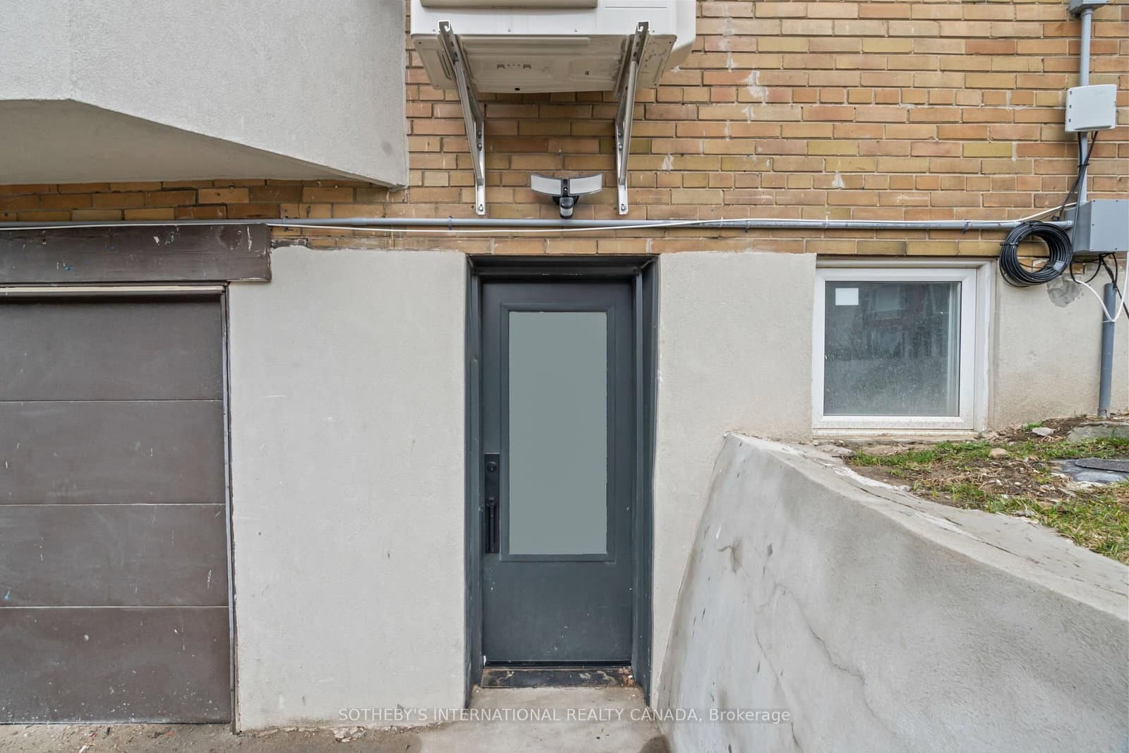 1340 Avenue Road, Unit B thumbnail 3