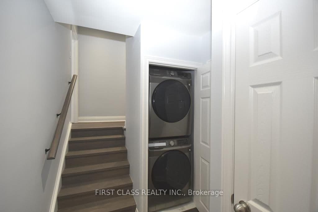 113 Holcolm Road, Unit Main thumbnail 15