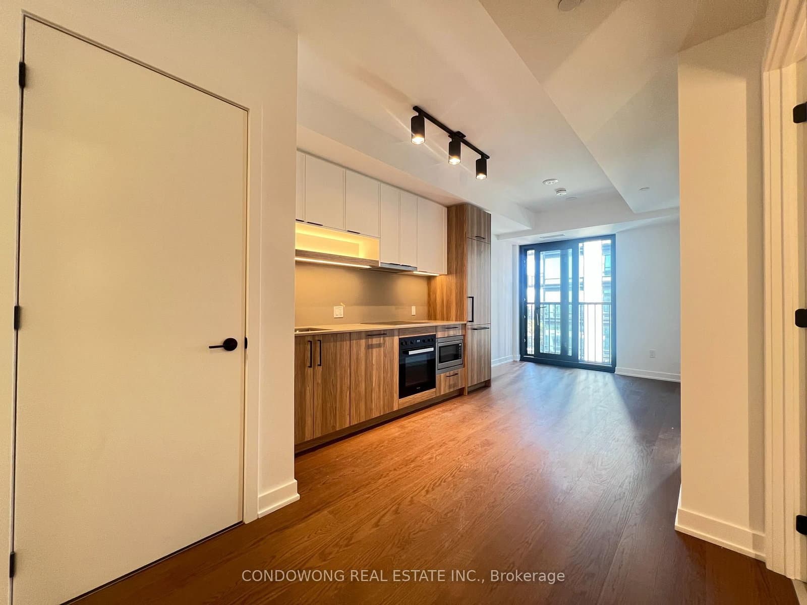 91 Montclair Avenue, Unit 1112 thumbnail 2