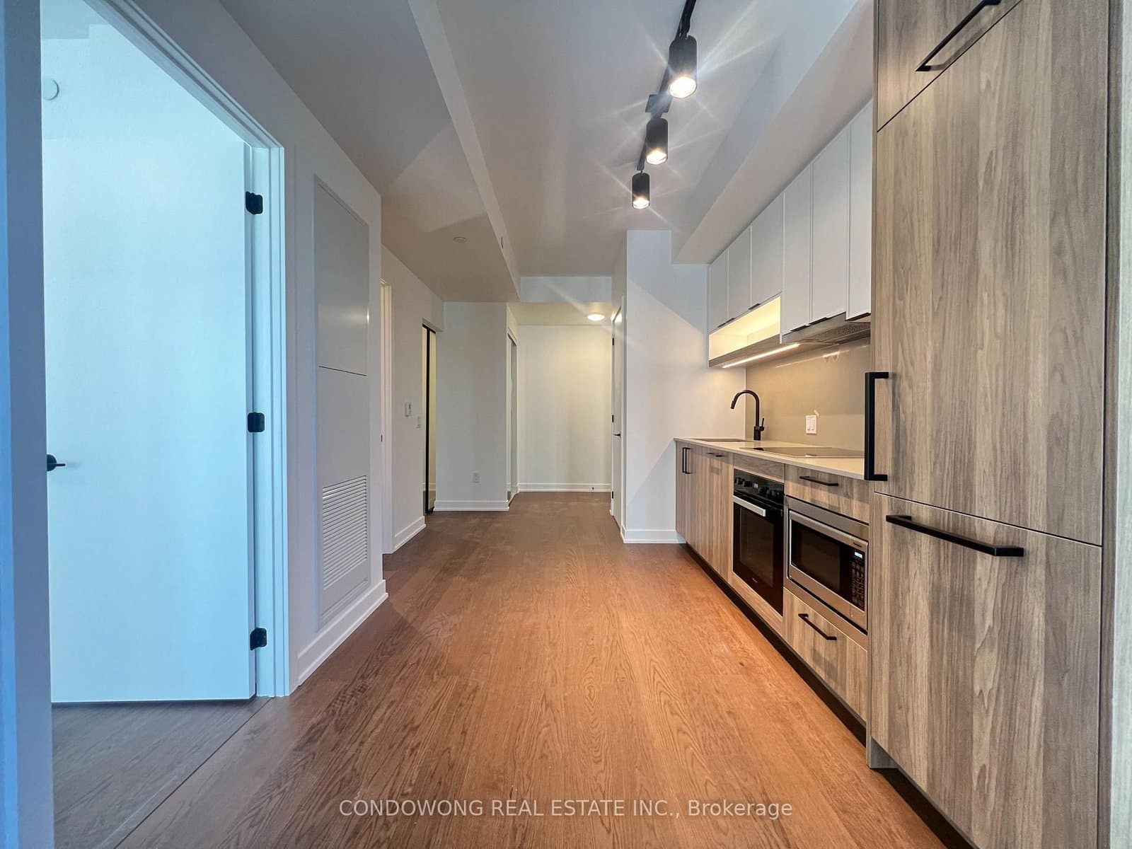 91 Montclair Avenue, Unit 1112 thumbnail 8