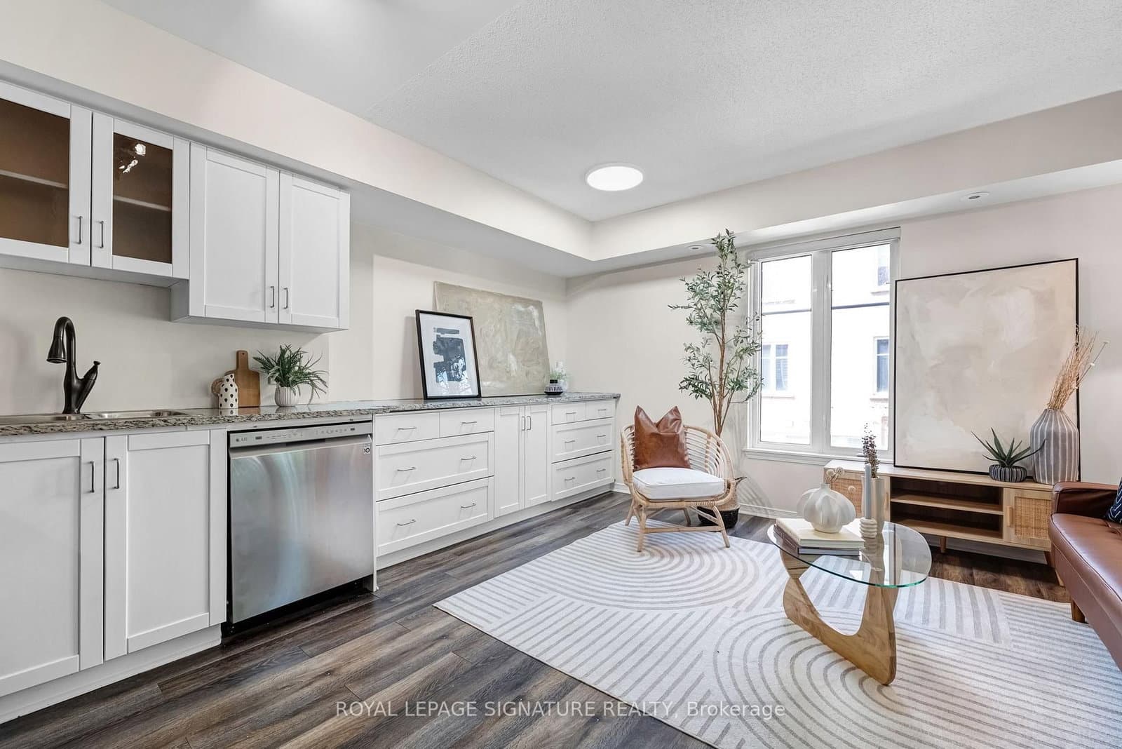 30 Western Battery Road, Unit 343 thumbnail 4