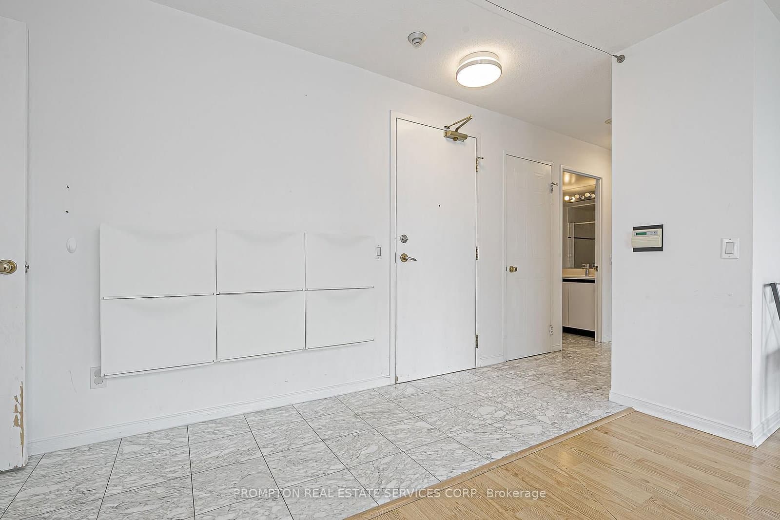 238 Doris Avenue, Unit 2009 thumbnail 2