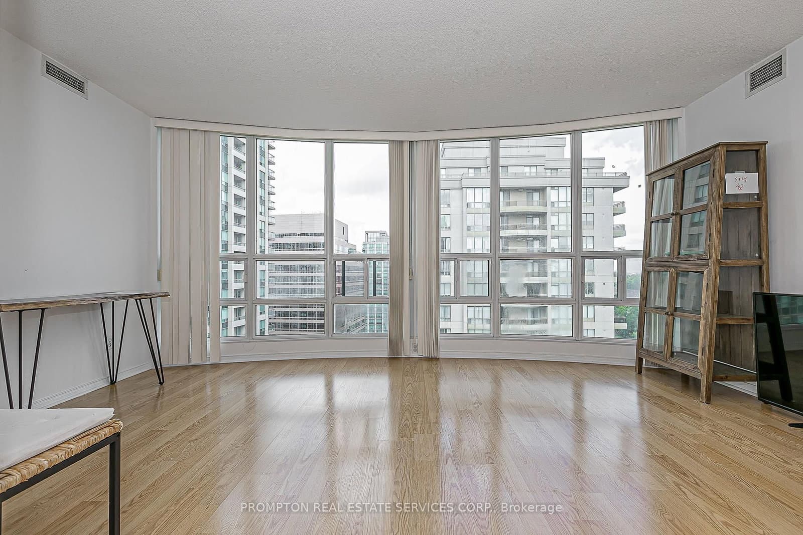 238 Doris Avenue, Unit 2009 thumbnail 4